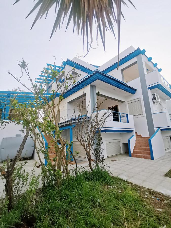 Sicci Villa Near The Airport & Sea Atina Dış mekan fotoğraf